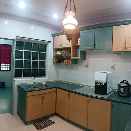 Homestay No. 8 Segamat Exterior photo